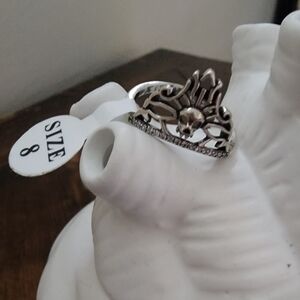 Fragrant Jewels Edgar Allan Poe Tell-Tale Heart Skull Crown Ring 8 Halloween 💀